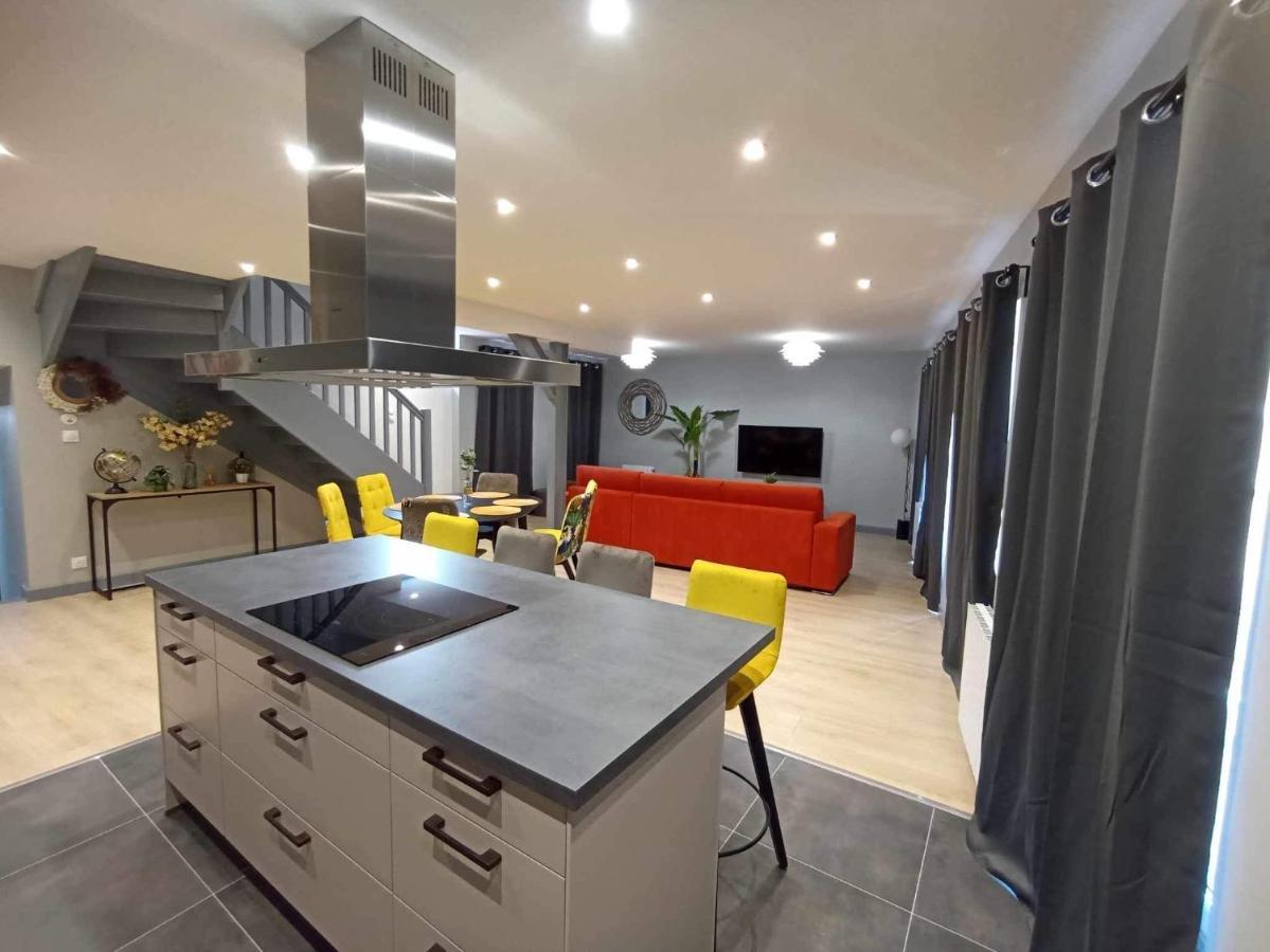 Le Palais Duplex Apartment Autun ภายนอก รูปภาพ